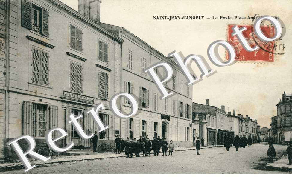 la Poste, Place Andre-Lemoyne