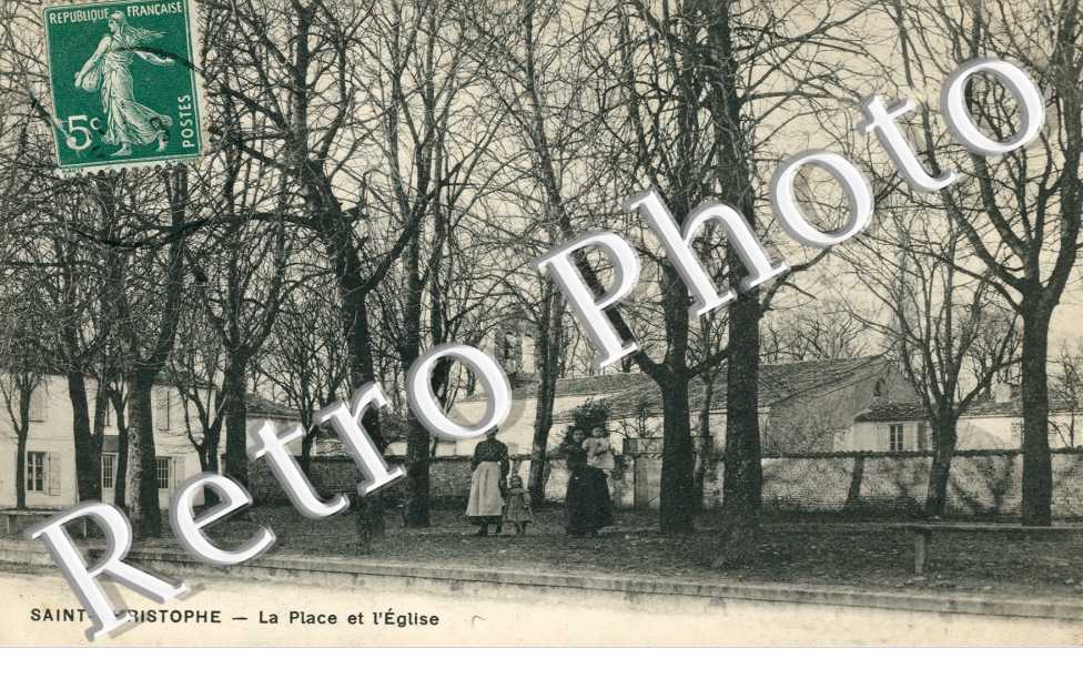 La place et l'eglise
