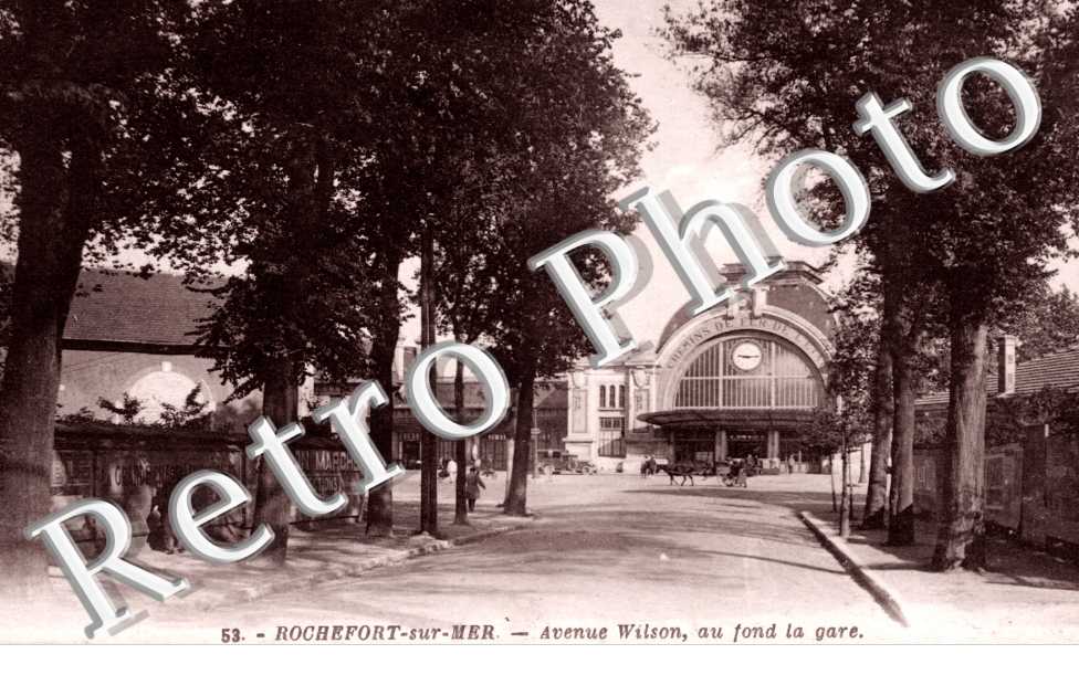 Avenue Wilson, au fond la Gare