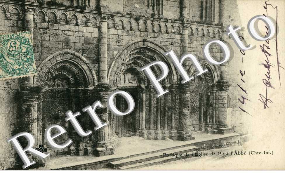 Portique de l'eglise