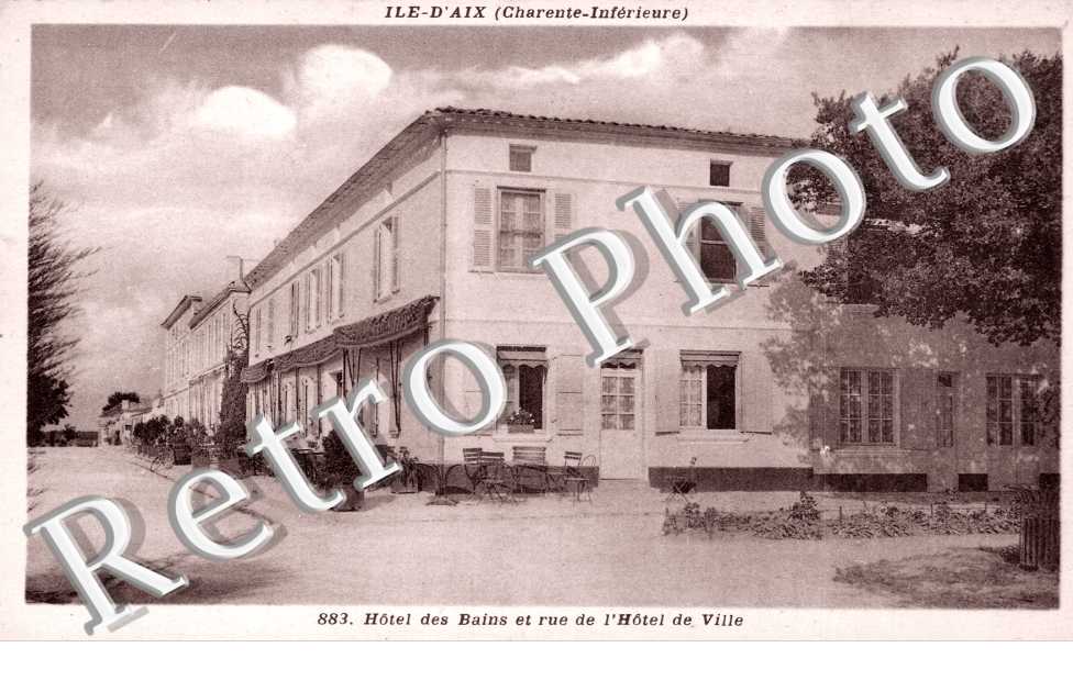 hotel des bains et rue de l'hotel de ville