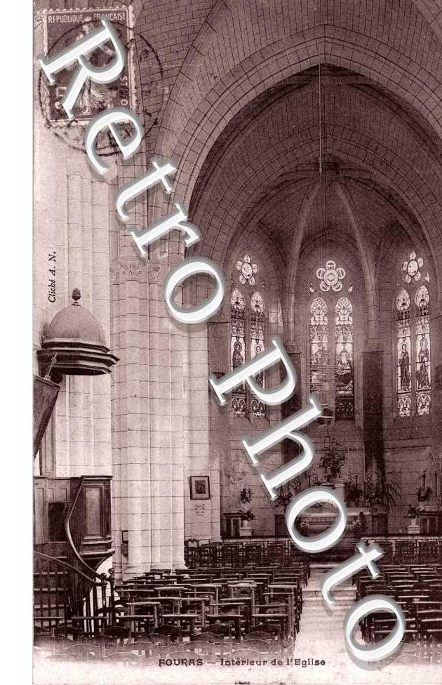 Interieur de l'Eglise