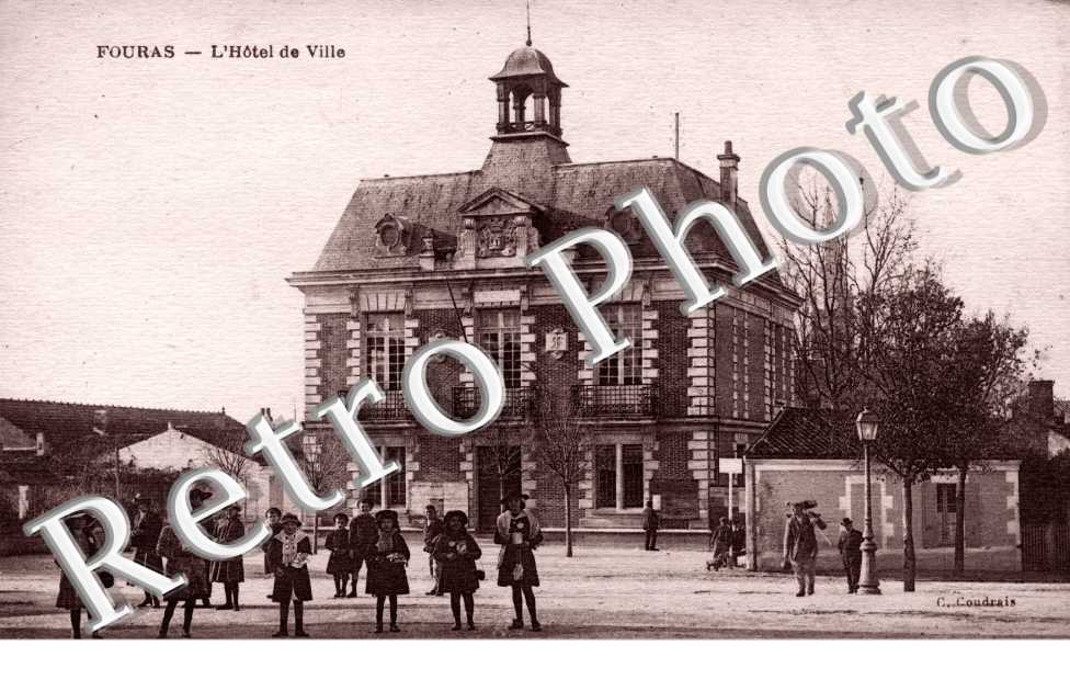 L'Hotel de Ville