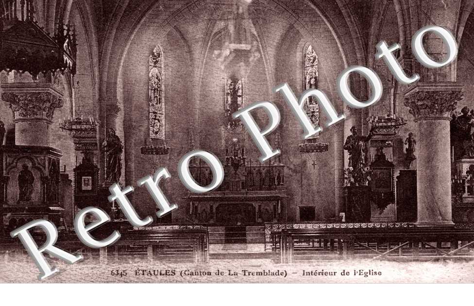 Interieur de l'eglise