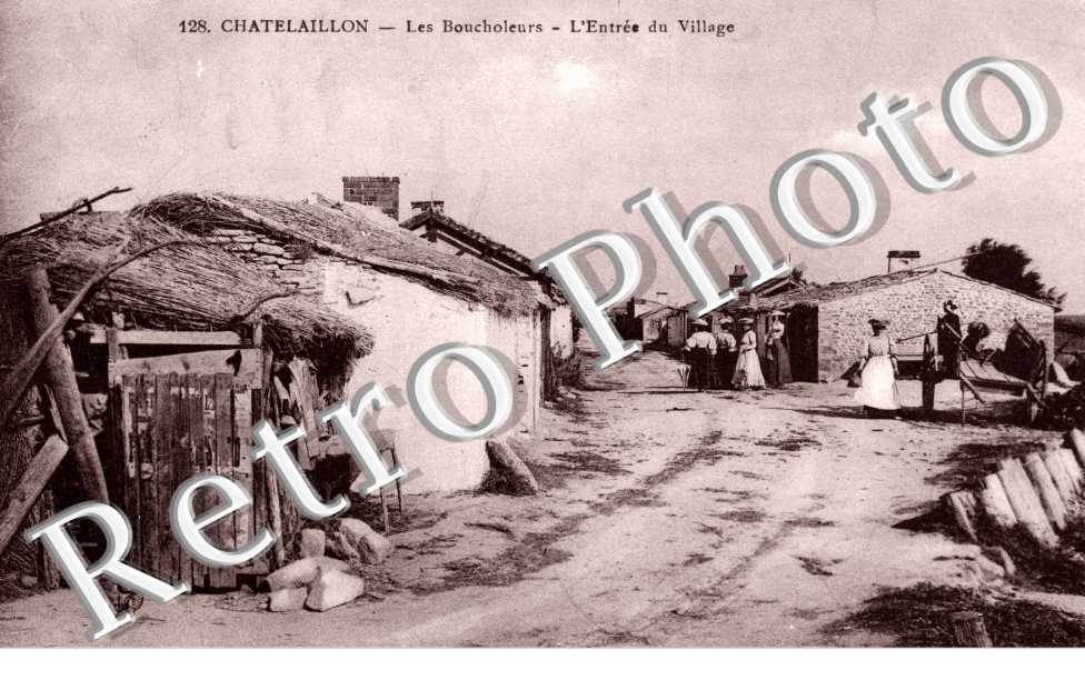 Les Boucholeurs - l'entree du village
