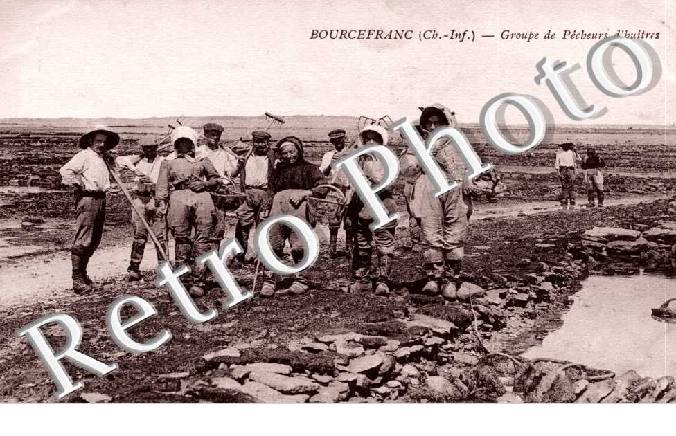 groupe de pecheurs d'huitres