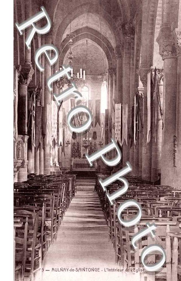 Interieur de l'Eglise