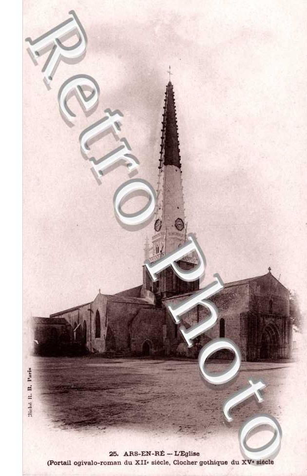  l'eglise - portail aogivalo-roman du XIIe siecle, clocher gothique du XVe siecle