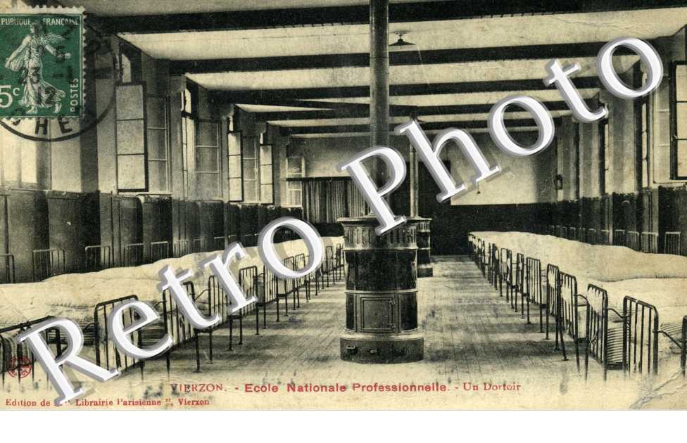 Ecole Nationale Professionnelle - Un dortoir
