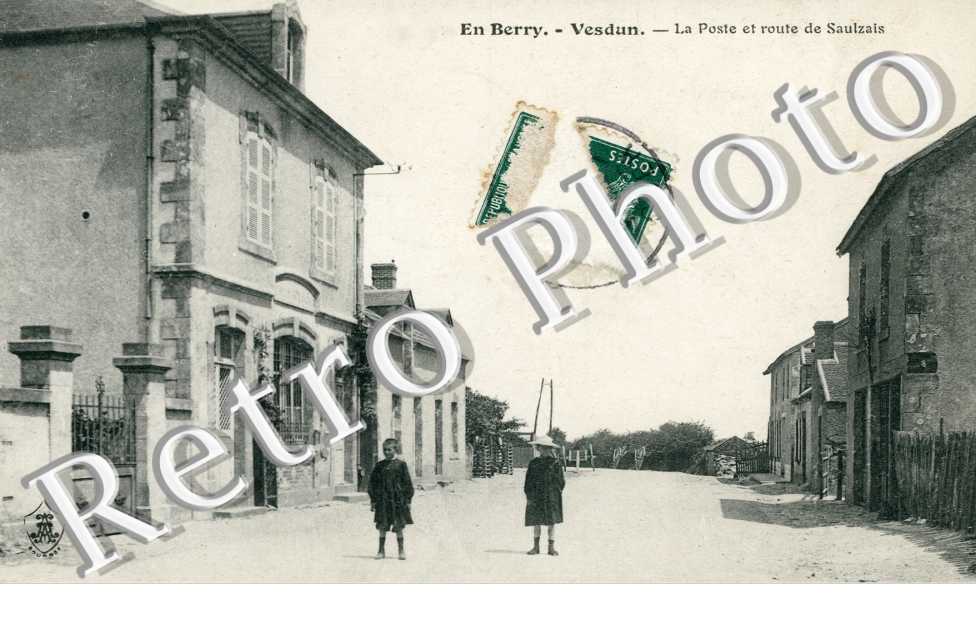 La Poste et Route de Saulzais