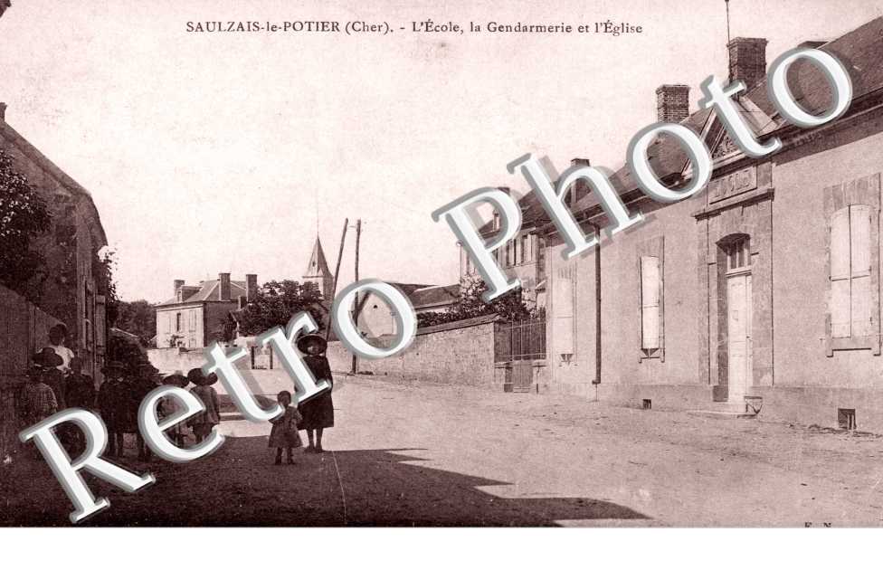 l'ecole, la gendarmerie et l'eglise