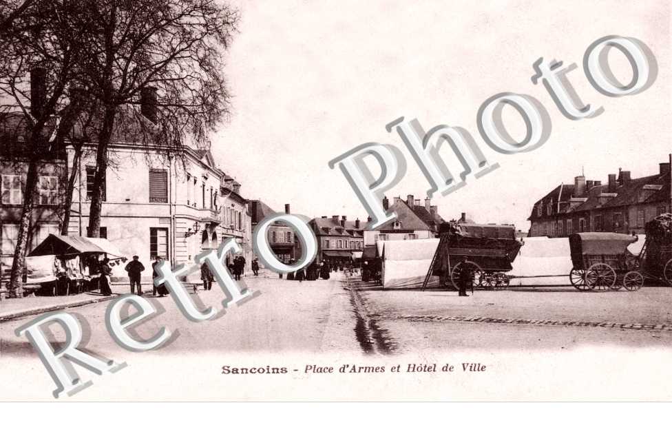 place d'armes et hotel de ville