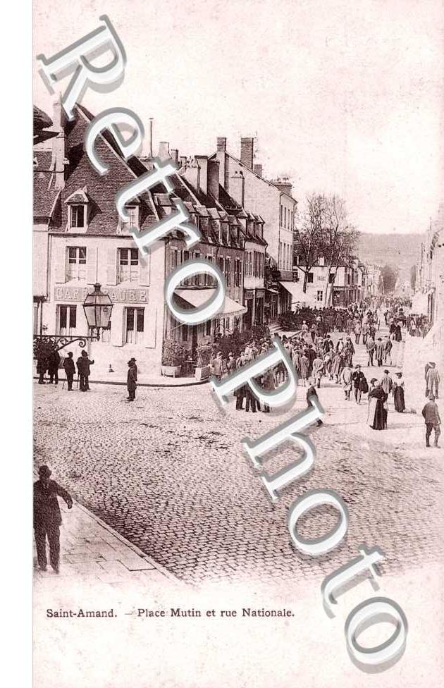 la Place Mutin, Rue Nationale