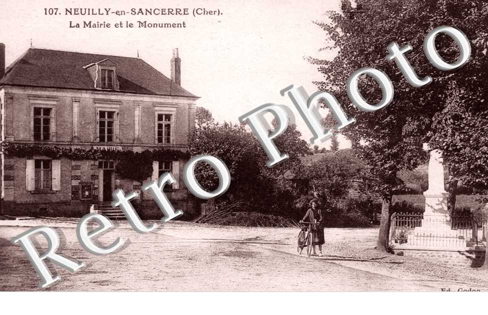 La Mairie et le Monument