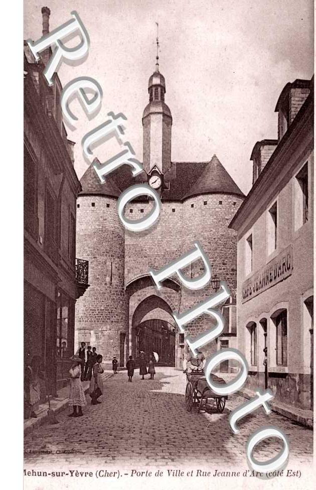 Porte de la Ville et rue jeanne D'Arc