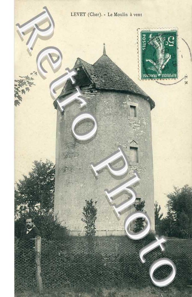 Le Moulin à Vent