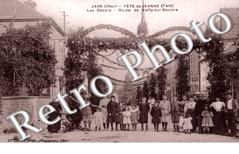 fete de Jeanne d'Arc, les decors, route de Vailly-sur-Sauldre