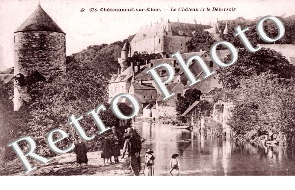 le chateau et le deversoir