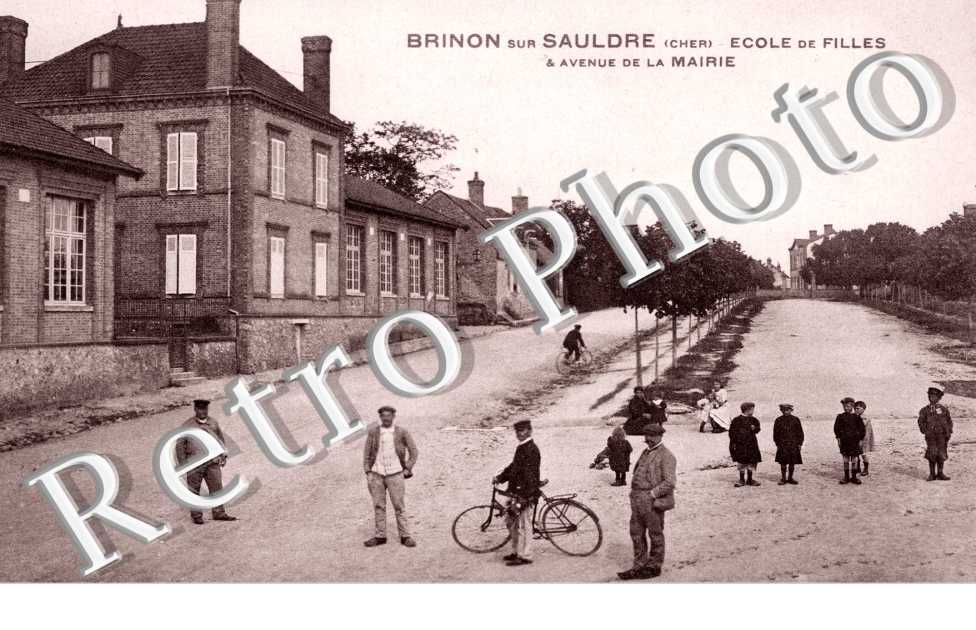 Ecole de Filles et Avenue de la Mairie