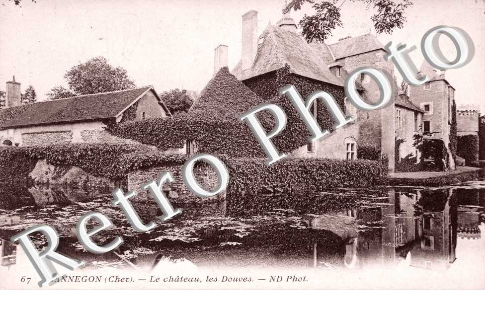 Le Chateau, les Douves