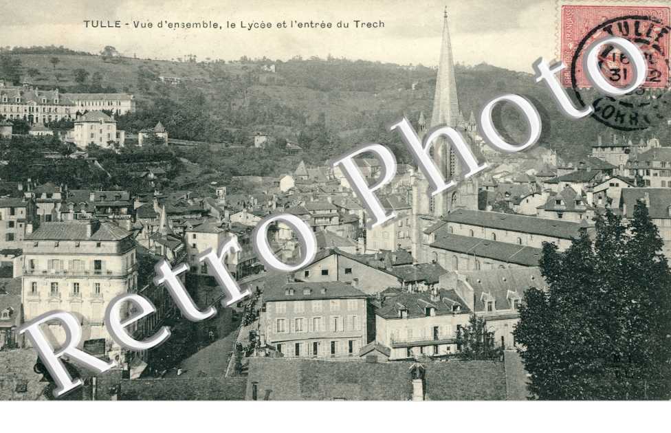 Vue d'Ensemble, le Lycee et l'entree du Trech