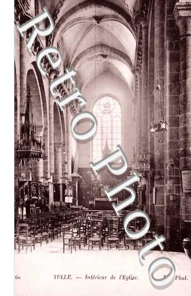 Interieur de l'Eglise