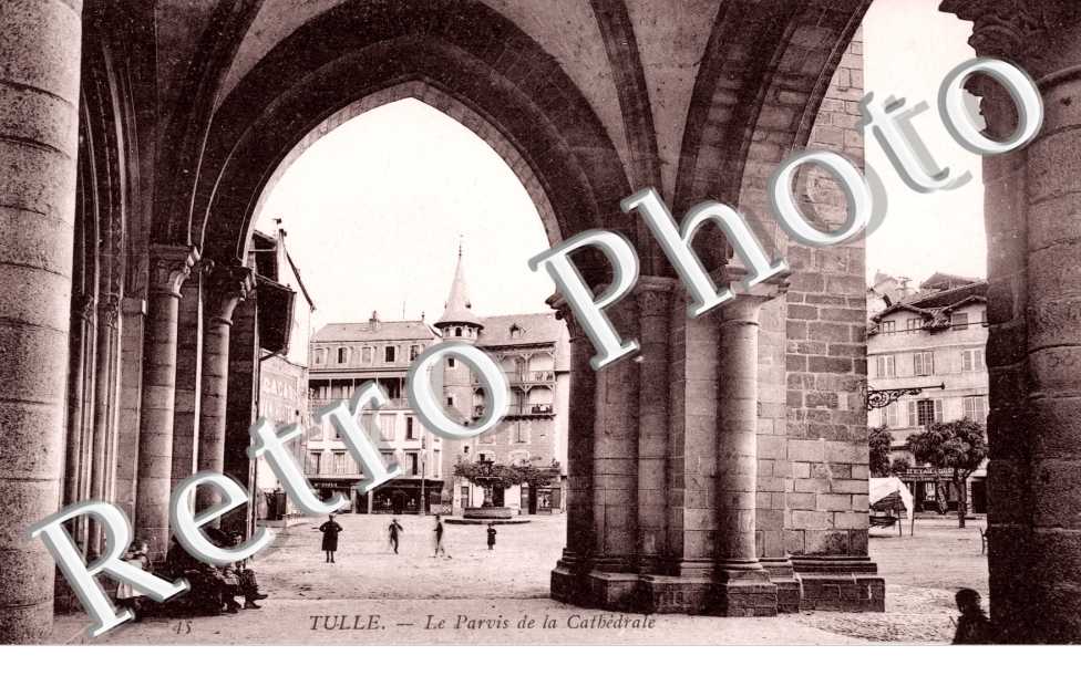 le Parvis de la Cathedrale