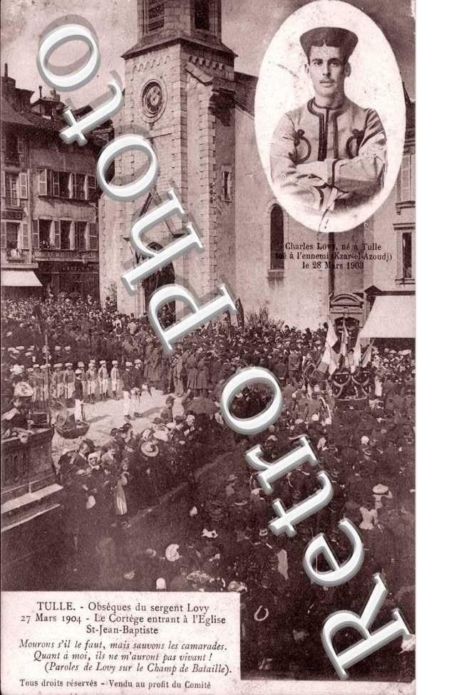 Obseque du Sergent Lovy 27 mars 1904, le Cortege entrant a l'Eglise Saint-Jean Baptiste