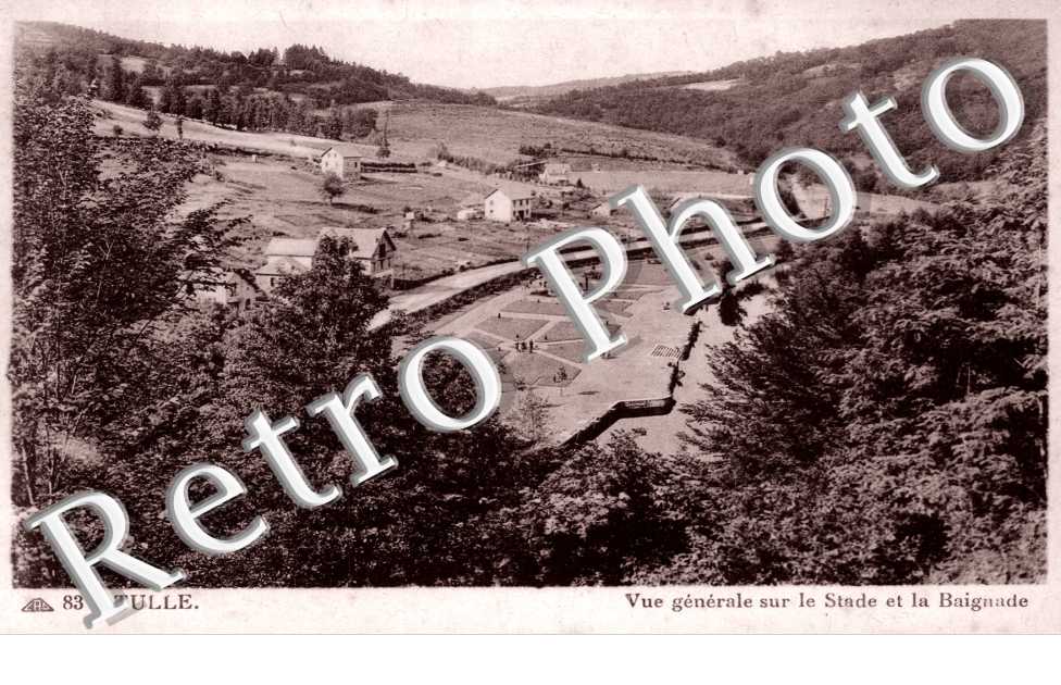 Vue Generale sur le Stade et la Baignade