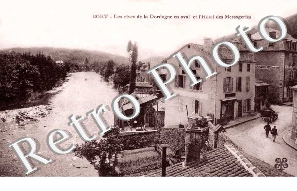 Rives de la Dordogne et l'Hotel des Messageries