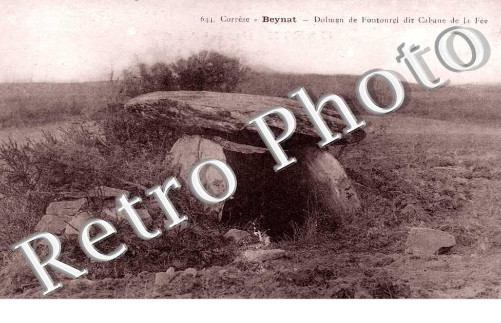 Dolmen de Fontouçi dit Cabane de la Fée