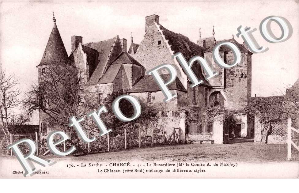 la Busardière, le château mélange de différents styles