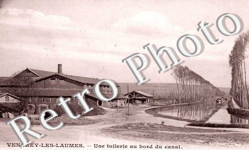 Tuilerie au bord du Canal
