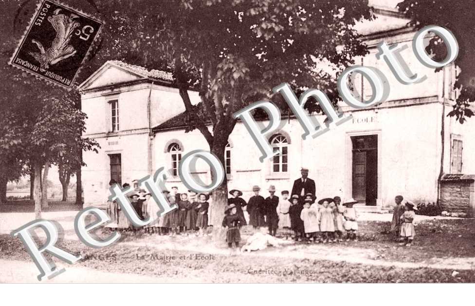 la mairie et l'ecole
