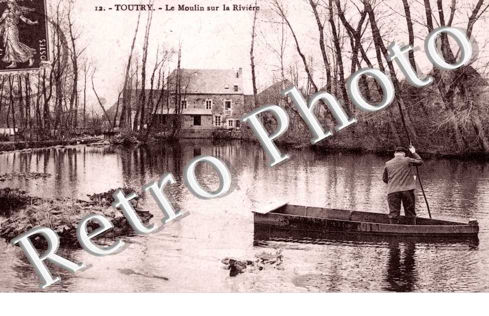 Le Moulin sur la Riviere