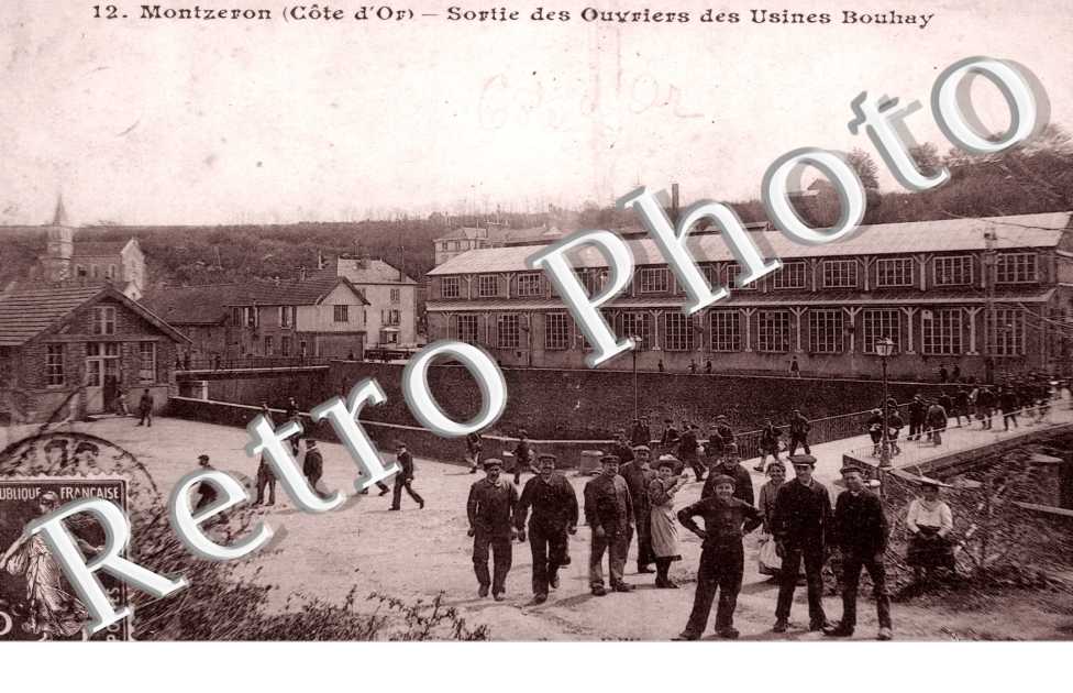 MONTZERON  -  Sortie des Ouvriers des Usines Bouhay