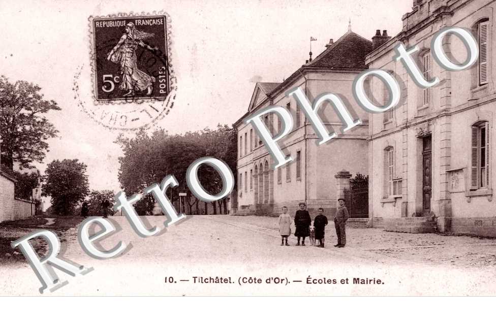 ecoles et mairie