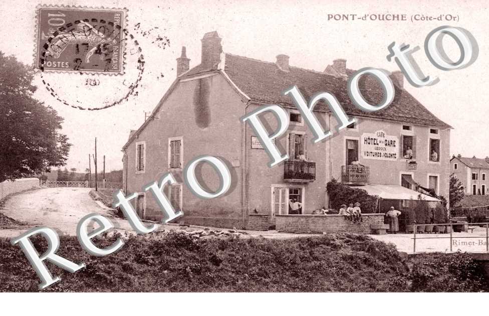 ( Hotel de la gare )