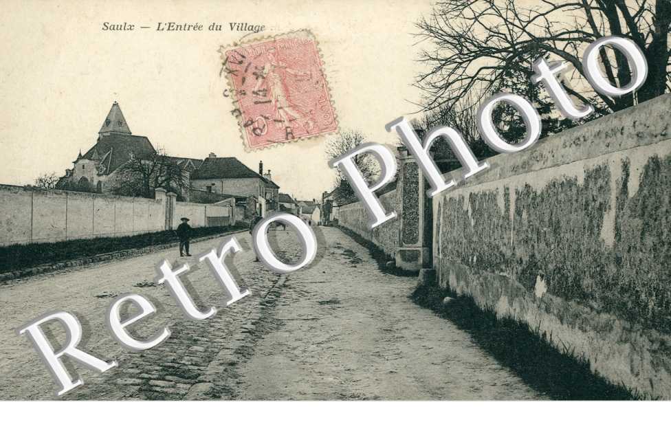 l'entree du village