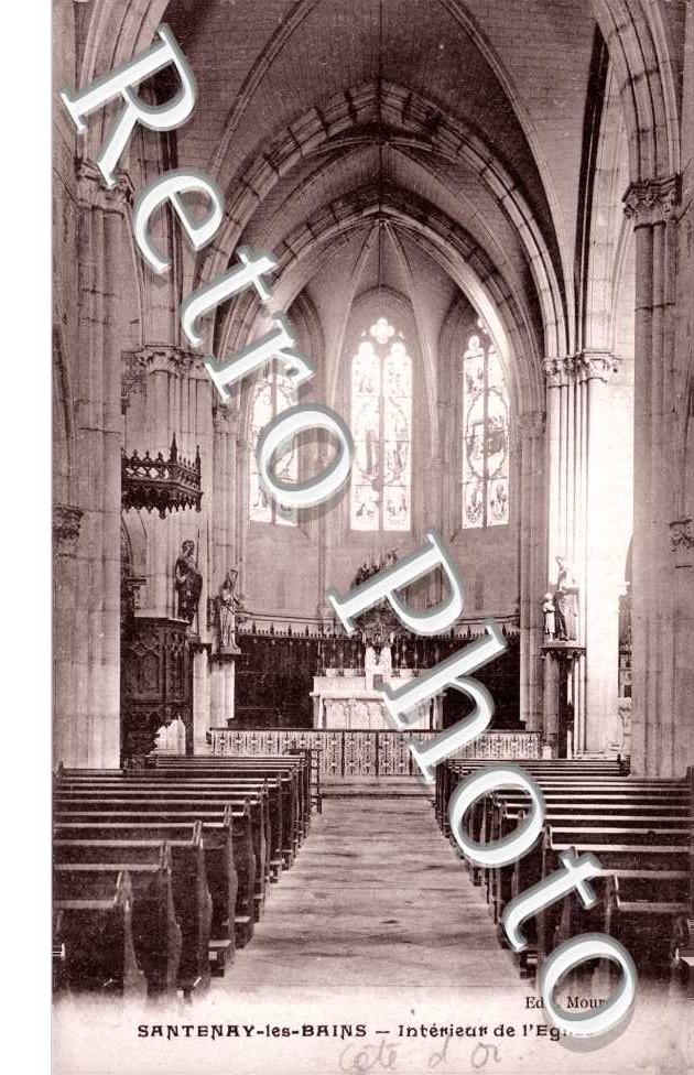 Interieur de l'eglise