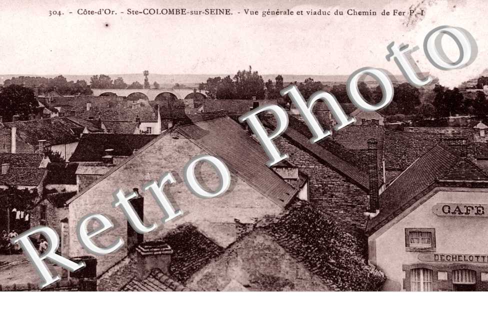Vue generale et Viaduc du Chemin de Fer