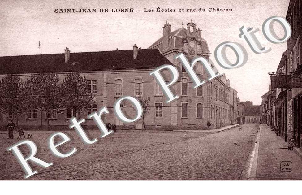 les Ecoles et rue du chateau