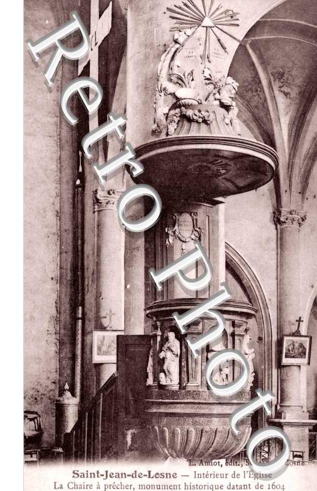 Interieur de l'eglise