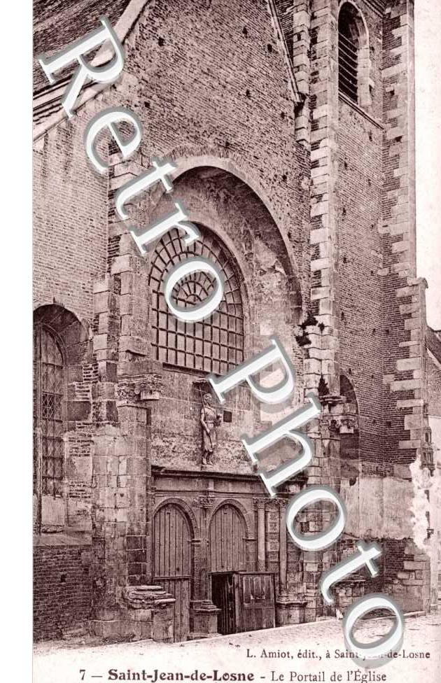 le portail de l'eglise