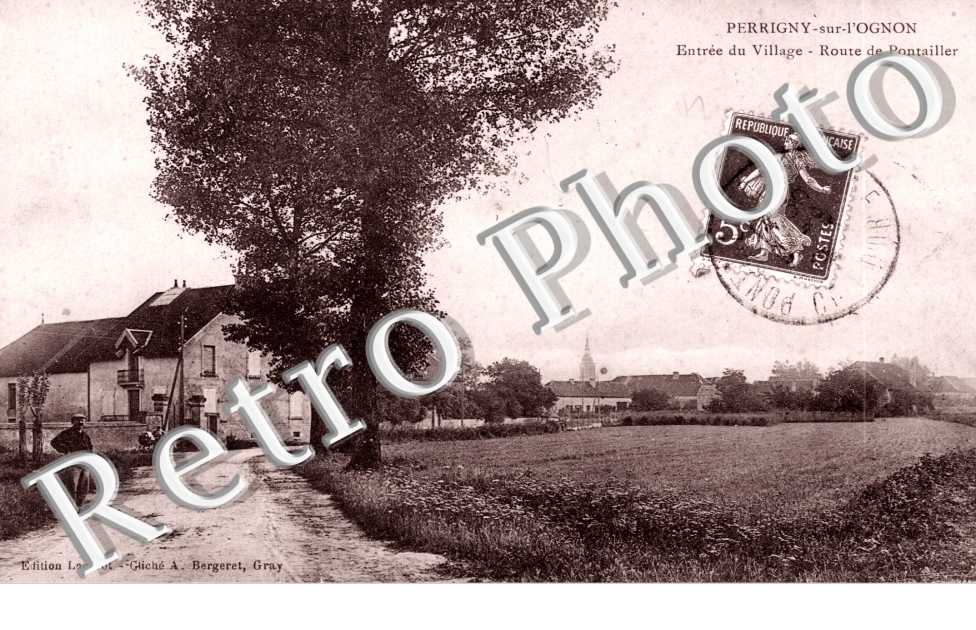 Entree du village - route de Pontailler