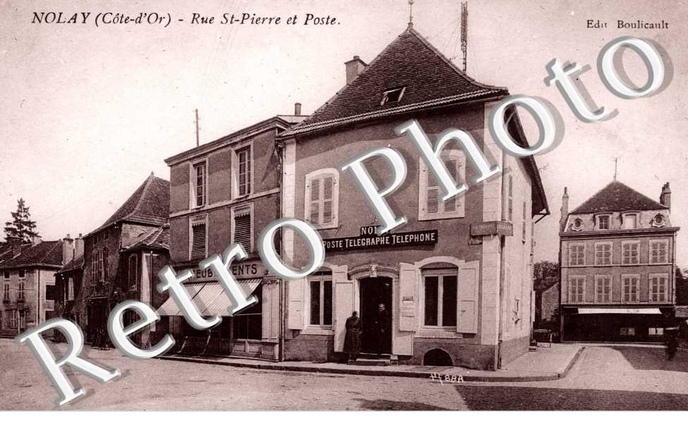 Rue Saint Pierre et Poste