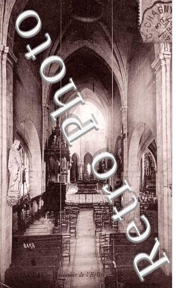 Interieur de l'eglise