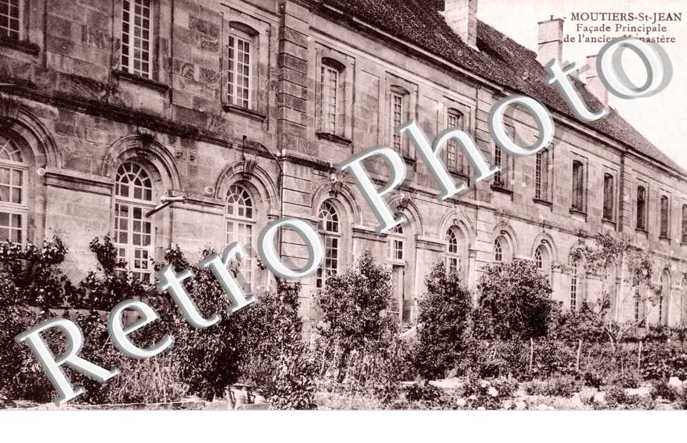 facade de l'ancien monastere