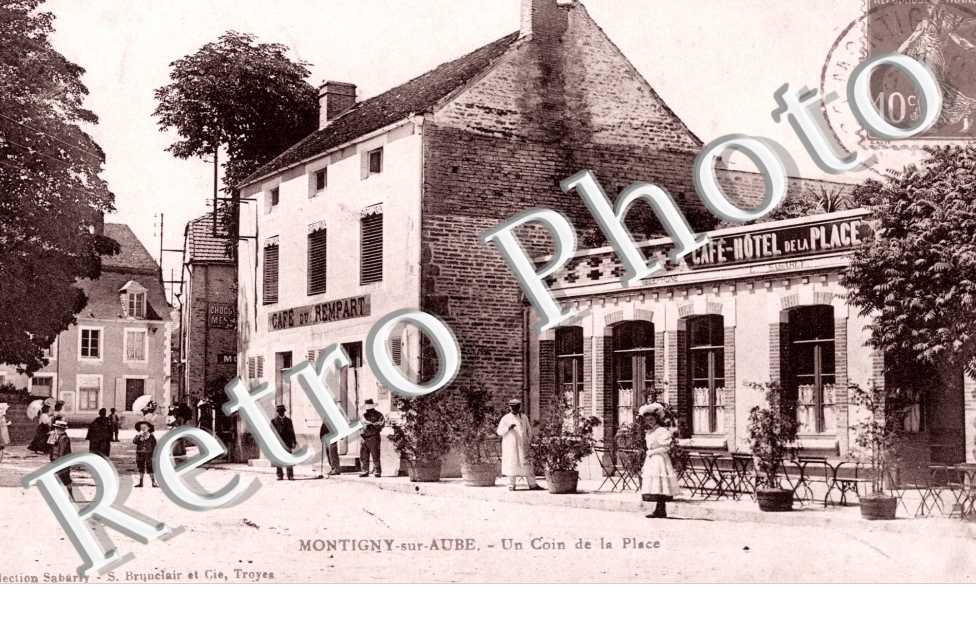 Un coin de la place