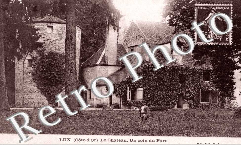 Le chateau - un coin du parc